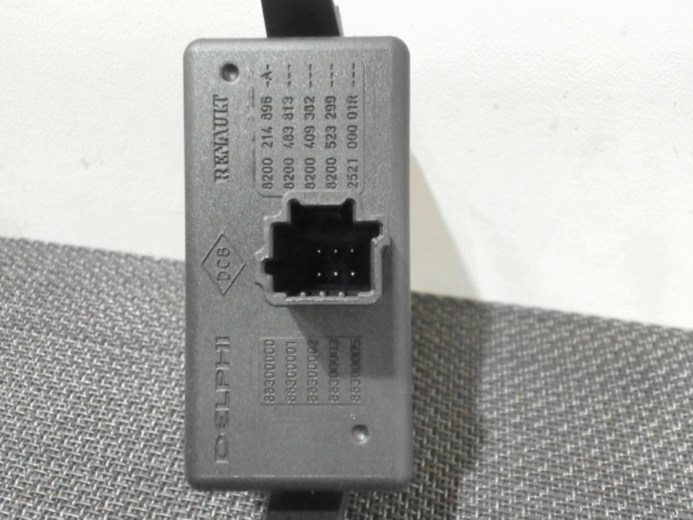 Bouton de warning RENAULT SCENIC 3 PHASE 1 Diesel - 1
