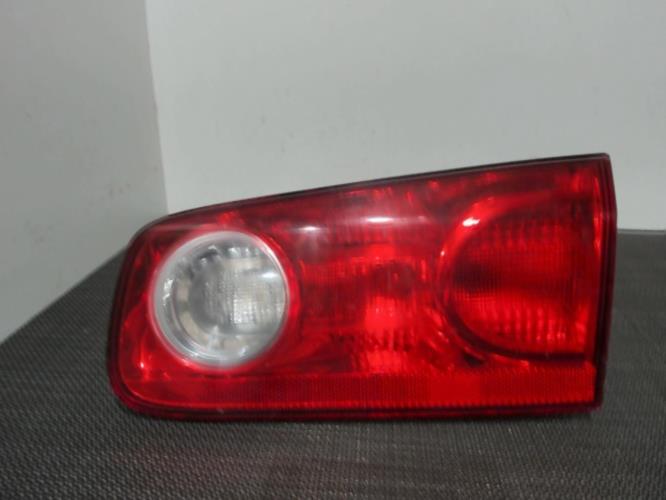 Image Feu arriere secondaire droit (feux) - RENAULT LAGUNA 2