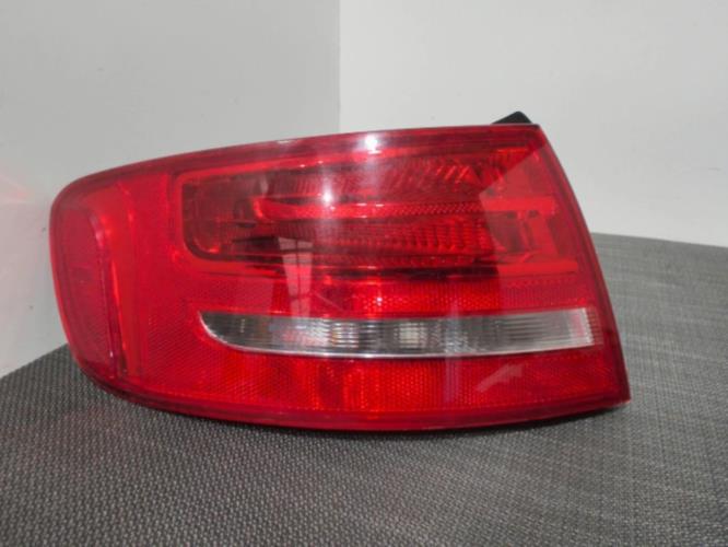 Image Feu arriere principal gauche (feux) - AUDI A4 3