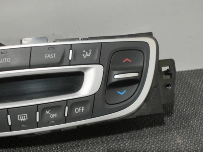 Image Commande chauffage - RENAULT MEGANE 3