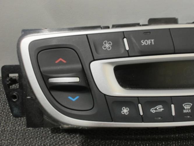 Image Commande chauffage - RENAULT MEGANE 3