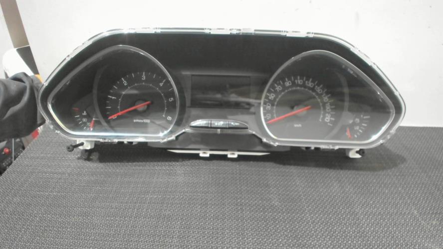 Image Compteur - PEUGEOT 208 1
