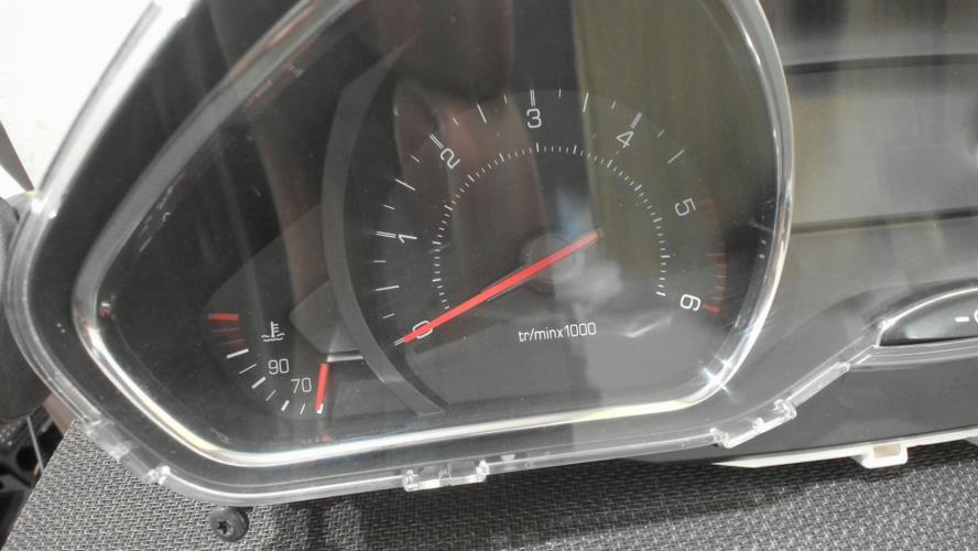 Image Compteur - PEUGEOT 208 1