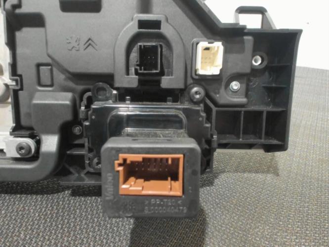 Image Ecran GPS - CITROEN C4 PICASSO 2