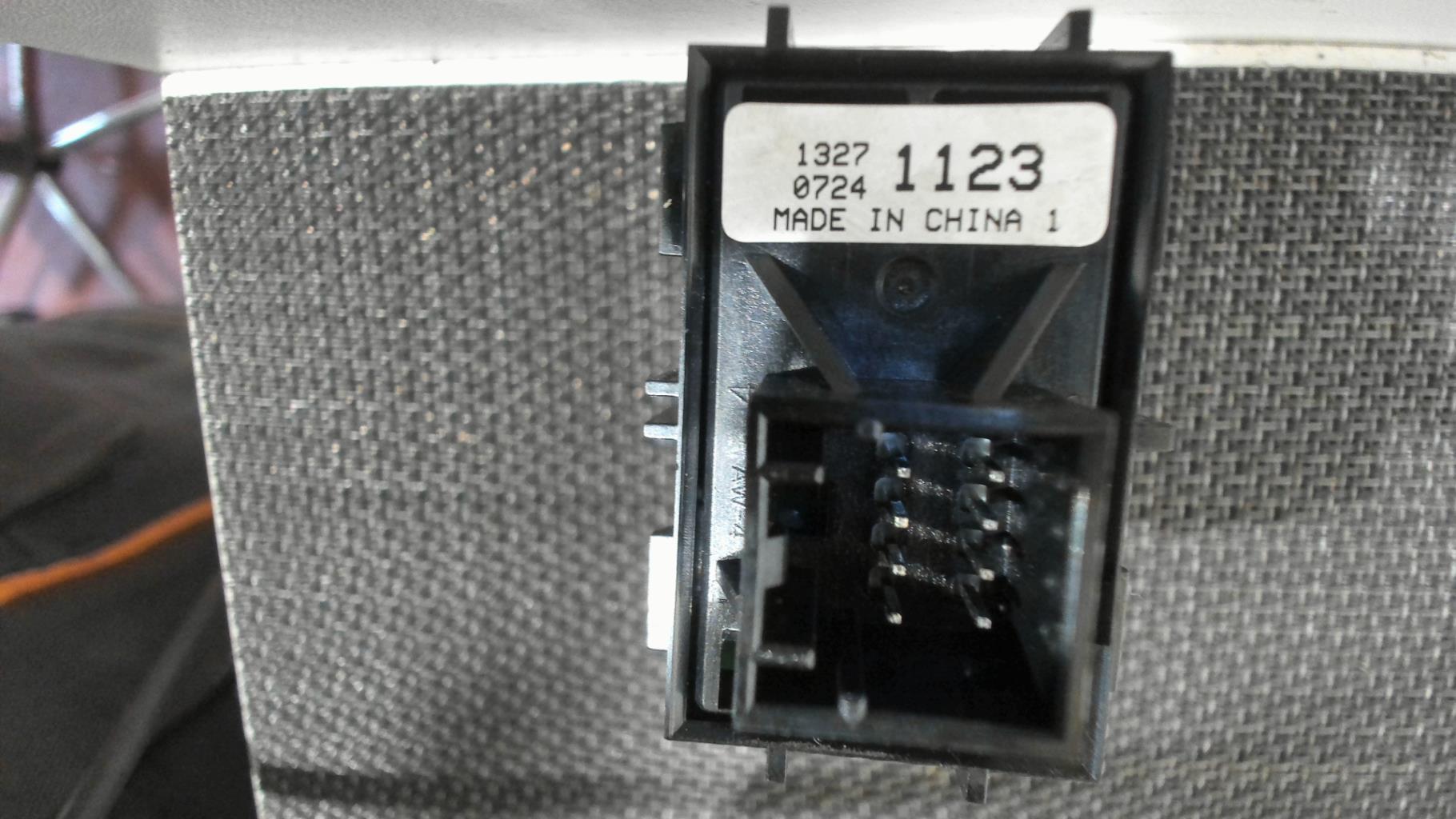Poignee electrique frein a main OPEL MERIVA B PHASE 2 Diesel - 1
