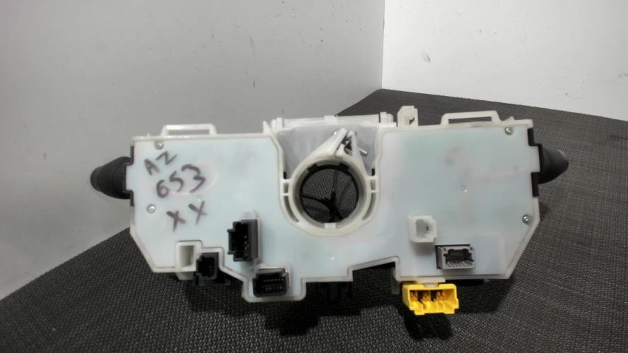 Image Com (Bloc Contacteur Tournant+Commodo Essuie Glace+Commodo Phare) - RENAULT MEGANE 3