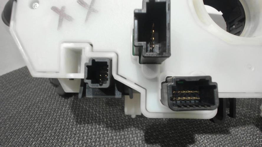 Image Com (Bloc Contacteur Tournant+Commodo Essuie Glace+Commodo Phare) - RENAULT MEGANE 3