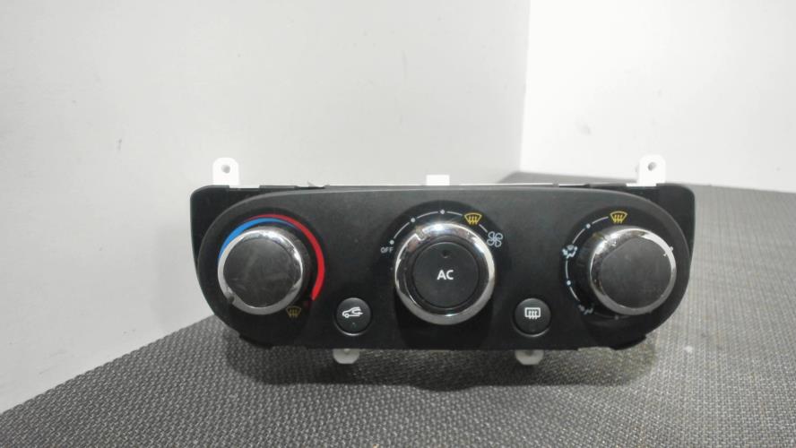 Image Commande chauffage - RENAULT CLIO 4