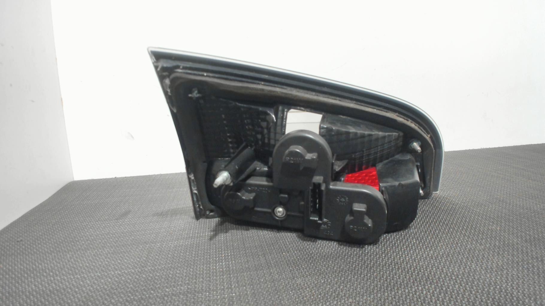Feu arriere secondaire droit (feux) FORD S-MAX 1 PHASE 1 Diesel - 1