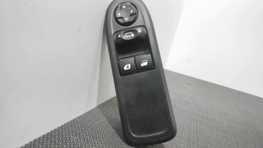 Image Interrupteur de leve vitre avant gauche - CITROEN C3 2