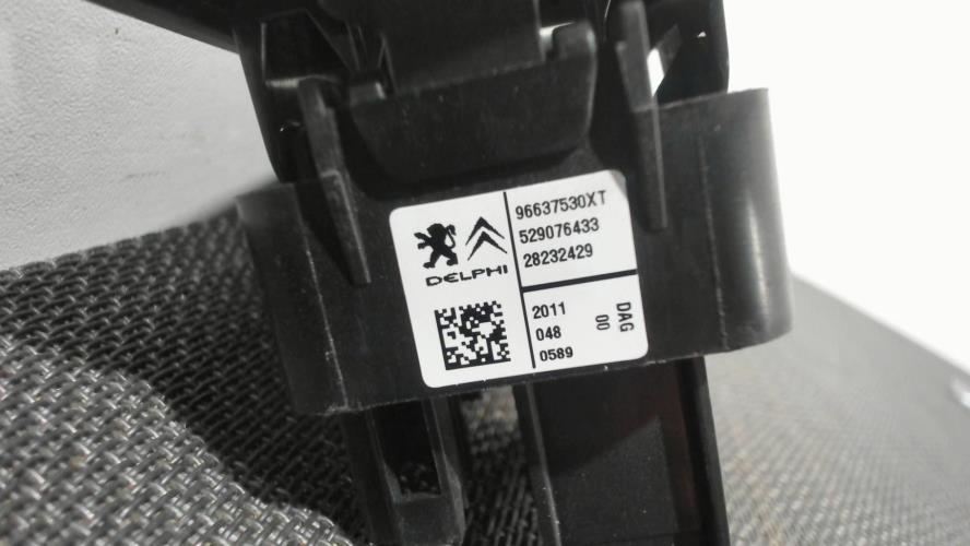 Image Interrupteur de leve vitre avant gauche - CITROEN C3 2