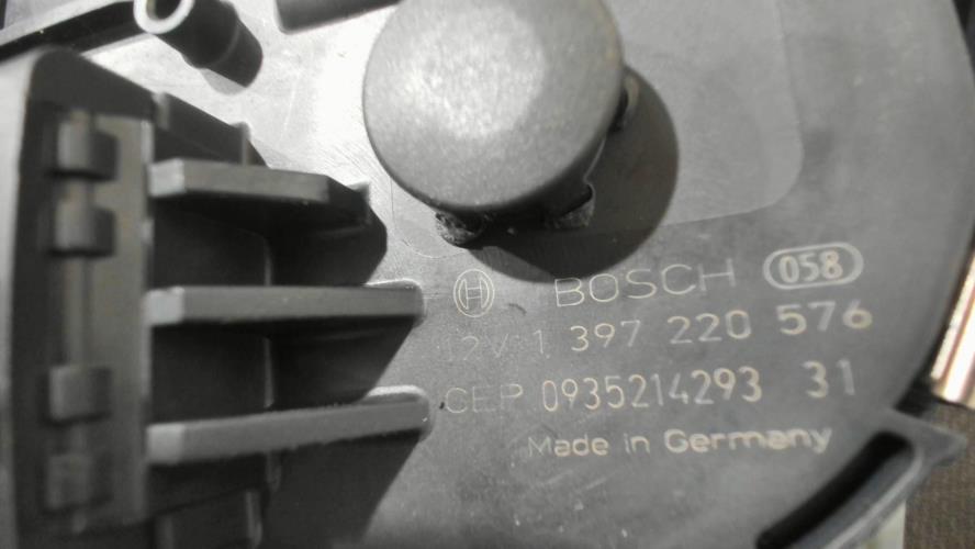 Image Moteur essuie glace avant gauche - PEUGEOT 5008 1