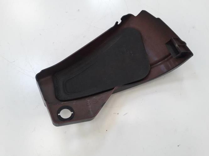 Image Cache sous selle gauche - YAMAHA XVS650A