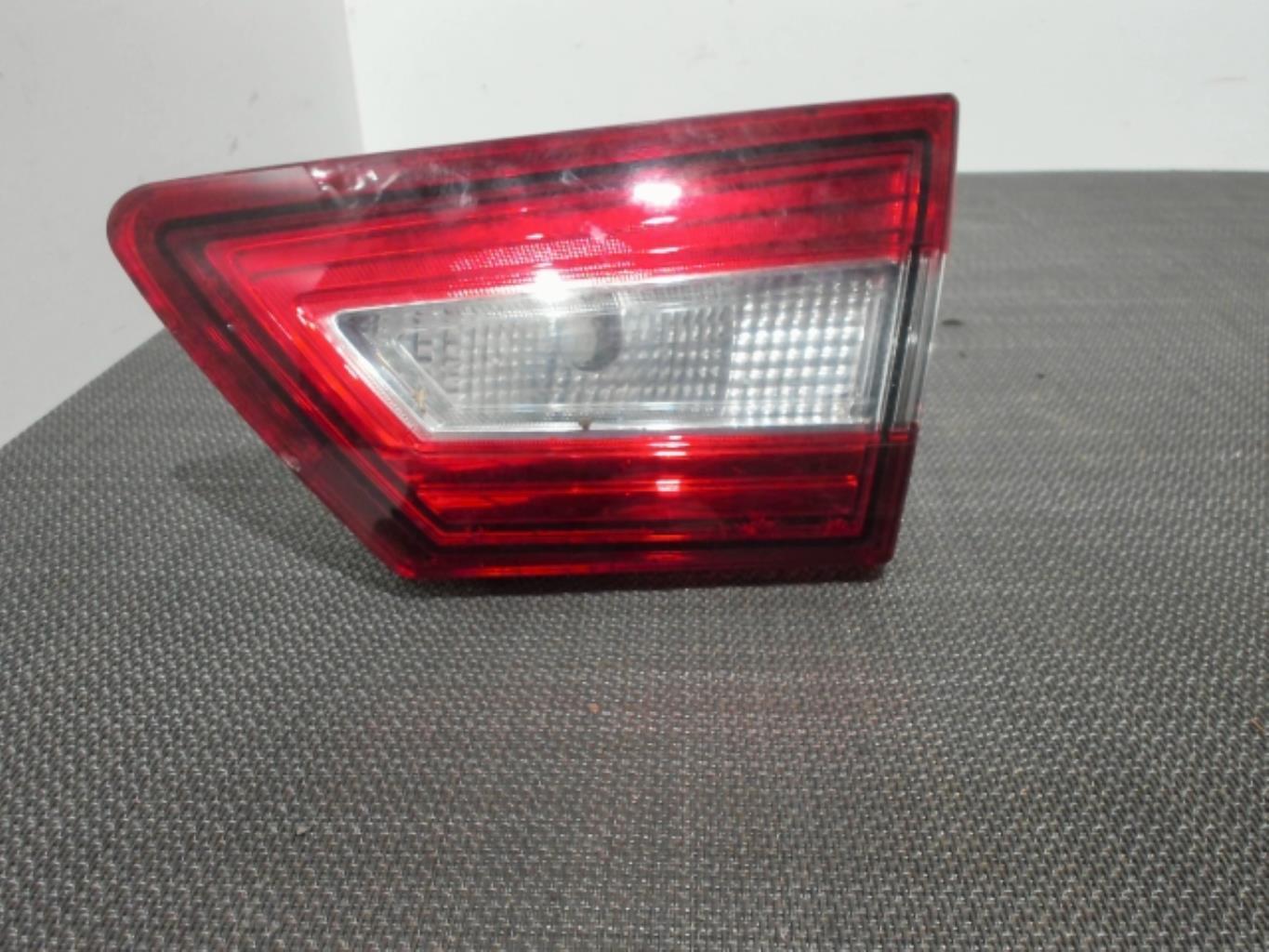 Feu arriere secondaire droit (feux) RENAULT CLIO 4 PHASE 1 Essence - 1
