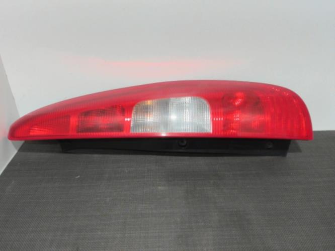 Image Feu arriere principal droit (feux) - MITSUBISHI COLT 6