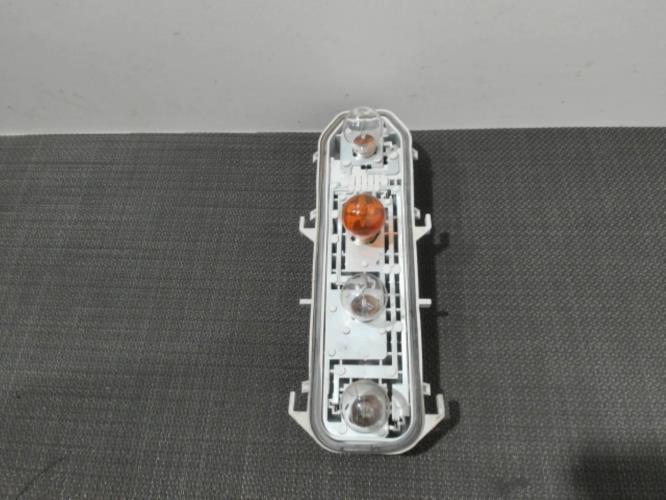Image Platine feu arriere droit - RENAULT CLIO 2