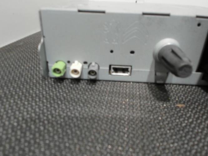Image Autoradio d'origine - CITROEN C4 2