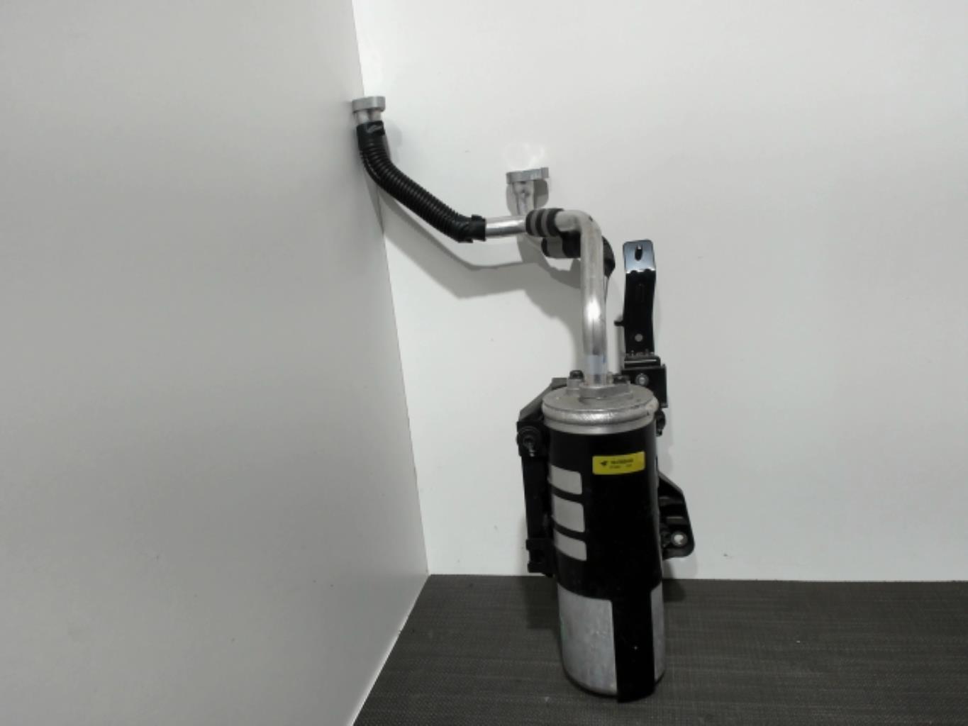 Bouteille deshydratante NISSAN LEAF 2 Electricité - 1