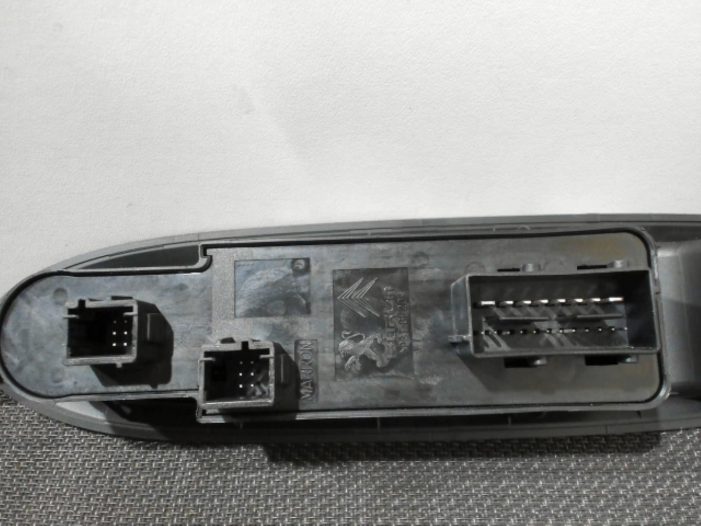 Pièce Auto