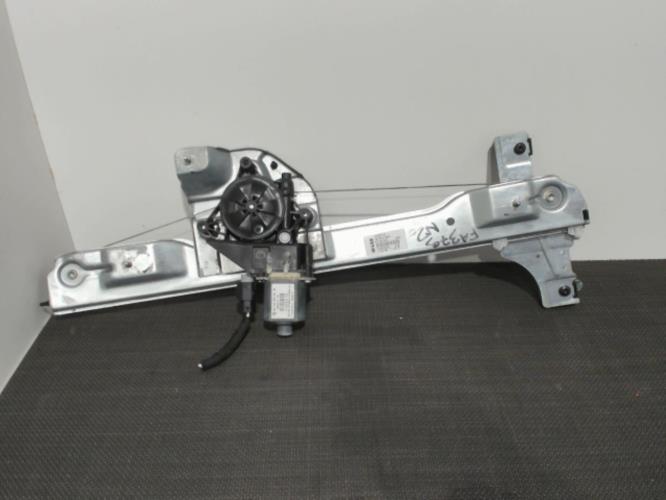 Image Leve vitre electrique avant droit - PEUGEOT 208 1