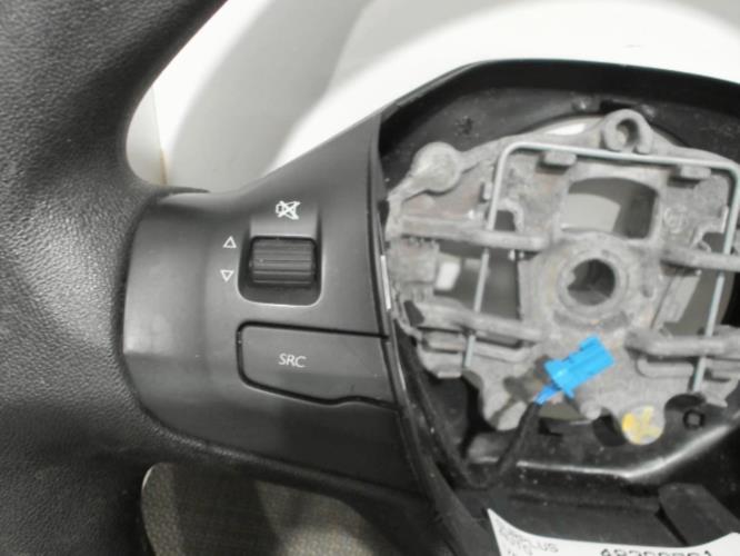 Image Volant - PEUGEOT 208 1
