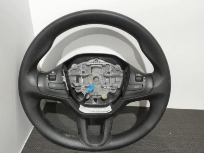Image Volant - PEUGEOT 208 1