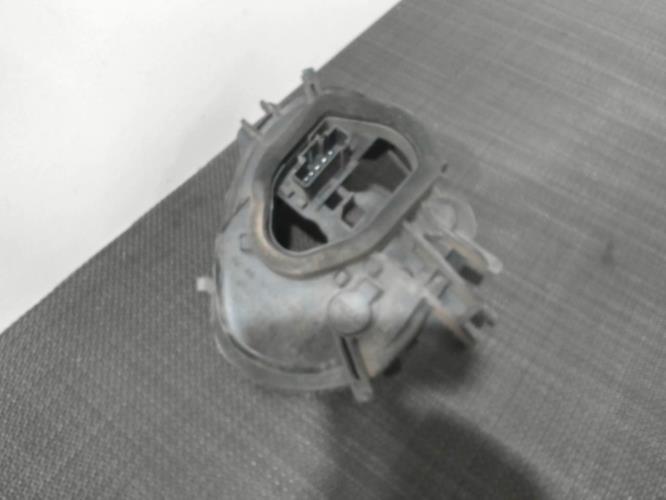 Image Platine feu arriere droit - PEUGEOT 208