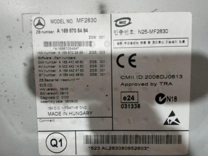 Image Autoradio d'origine - MERCEDES CLASSE B 245
