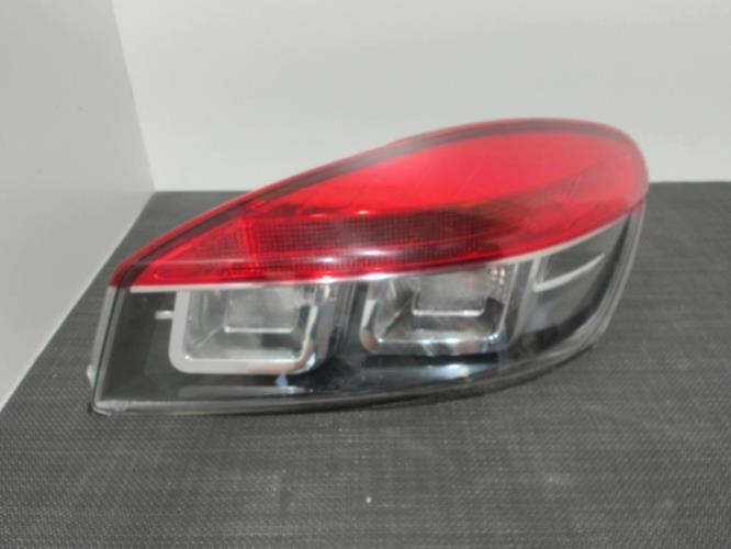 Image Feu arriere principal droit (feux) - RENAULT MEGANE 3