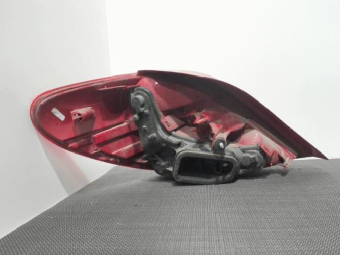 Image Feu arriere principal droit (feux) - PEUGEOT 207