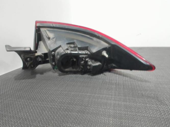 Image Feu arriere principal gauche (feux) - RENAULT CLIO 4