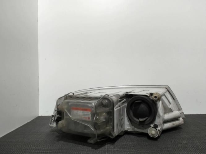 Image Optique avant principal gauche (feux)(phare) - SKODA OCTAVIA 2