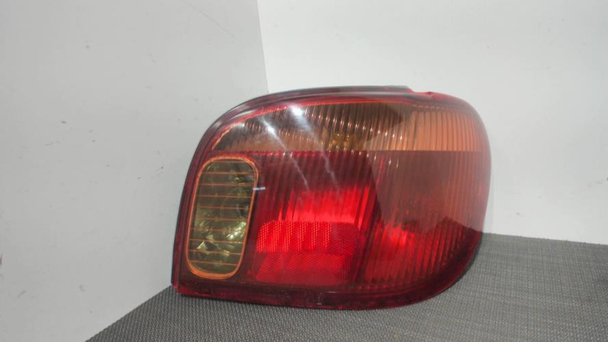Image Feu arriere principal droit (feux) - TOYOTA YARIS 1