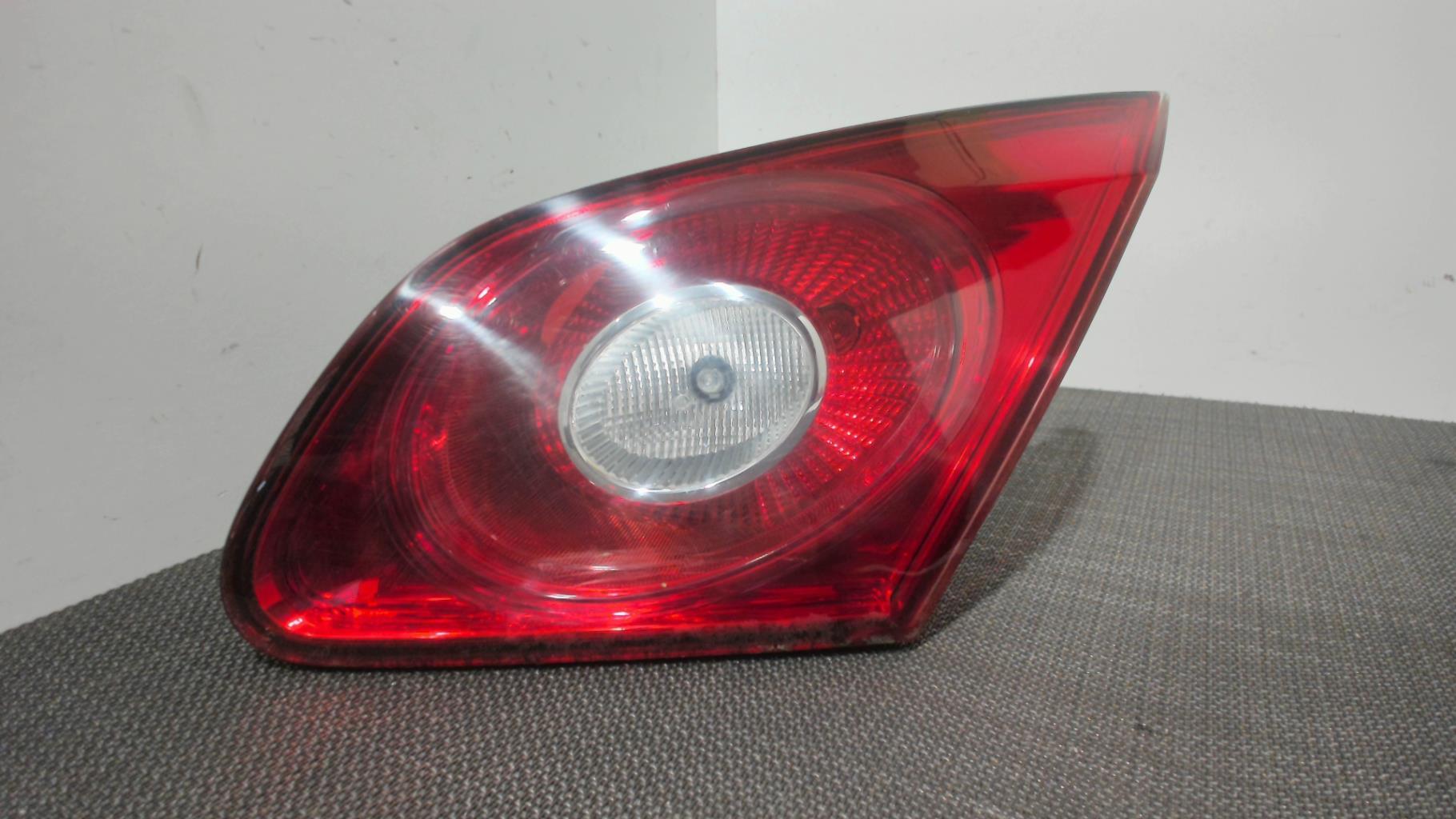 Feu arriere secondaire droit (feux) VOLKSWAGEN PASSAT 5 CC COUPE Diesel - 1