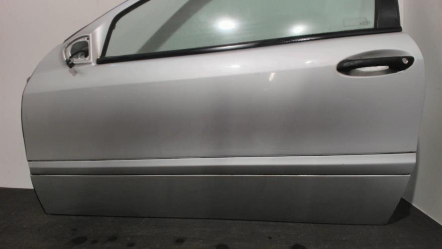 Image Porte avant gauche - MERCEDES CLASSE C 203 COUPE SPORT