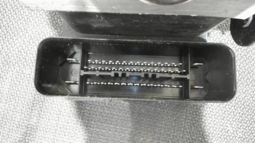 Image Bloc ABS (freins anti-blocage) - VOLKSWAGEN TOURAN 1