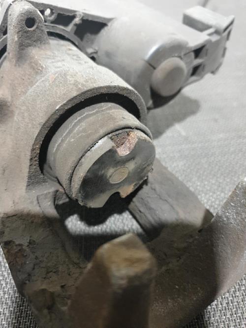 Image Etrier arriere gauche (freinage) - CITROEN C4 PICASSO 2