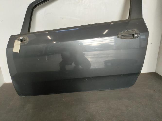 Image Porte avant gauche - FIAT GRANDE PUNTO