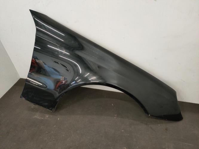 Image Aile avant droit - MERCEDES CLASSE E 211