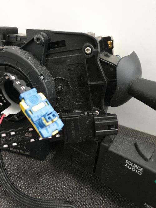 Image Com (Bloc Contacteur Tournant+Commodo Essuie Glace+Commodo Phare) - RENAULT CLIO 4