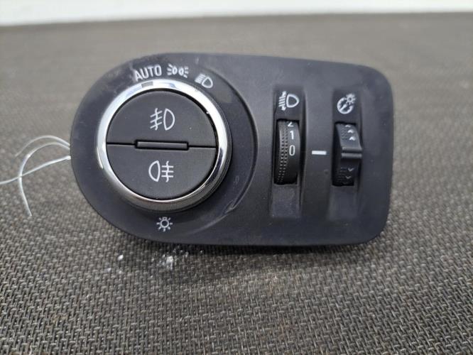 Image Commodo phare - OPEL ASTRA K