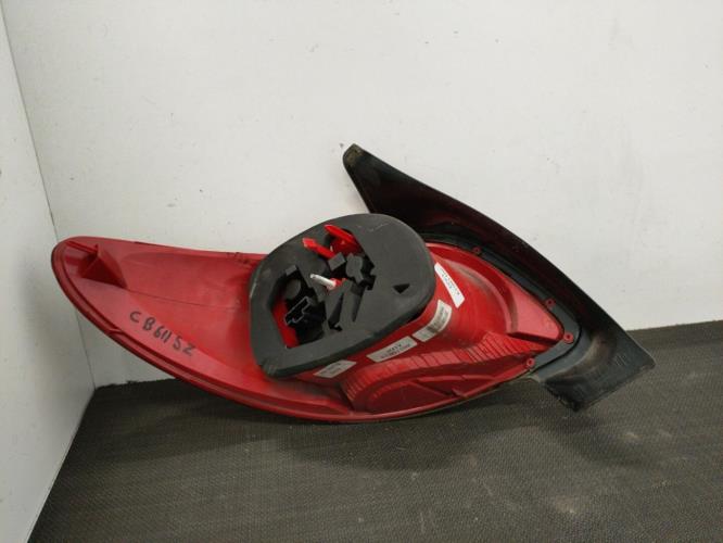 Image Feu arriere principal droit (feux) - PEUGEOT 206+