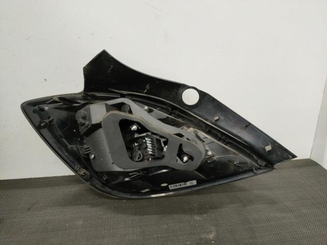 Image Feu arriere principal droit (feux) - OPEL ASTRA H
