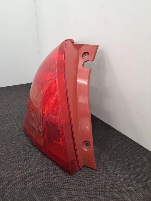 Image Feu arriere principal gauche (feux) - SUZUKI SWIFT 3