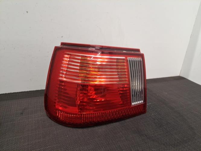 Image Feu arriere principal gauche (feux) - SEAT IBIZA 2