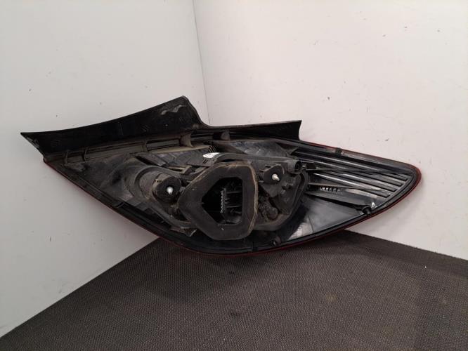 Image Feu arriere principal gauche (feux) - OPEL CORSA D