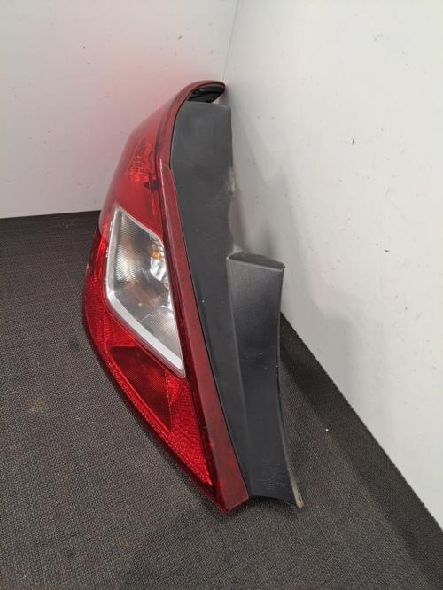 Image Feu arriere principal gauche (feux) - OPEL CORSA D
