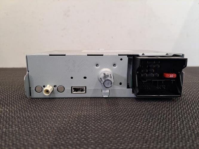 Image Autoradio d'origine - CITROEN C4 2