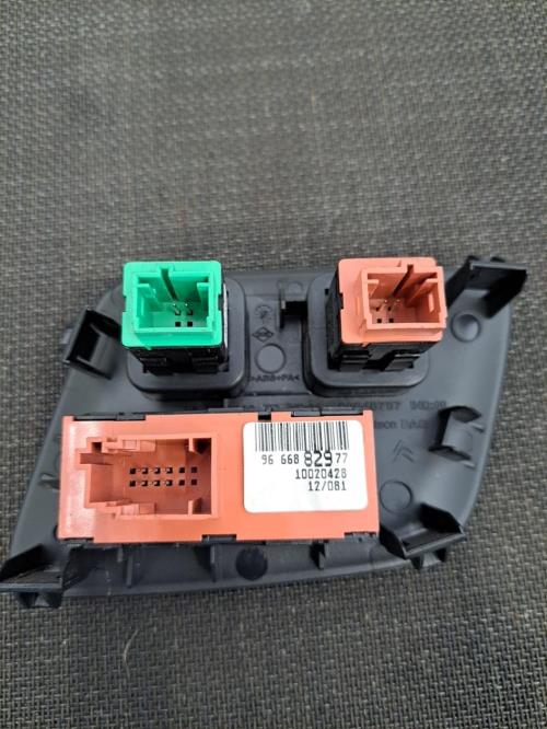 Image Bouton/Interrupteur - CITROEN C4 2