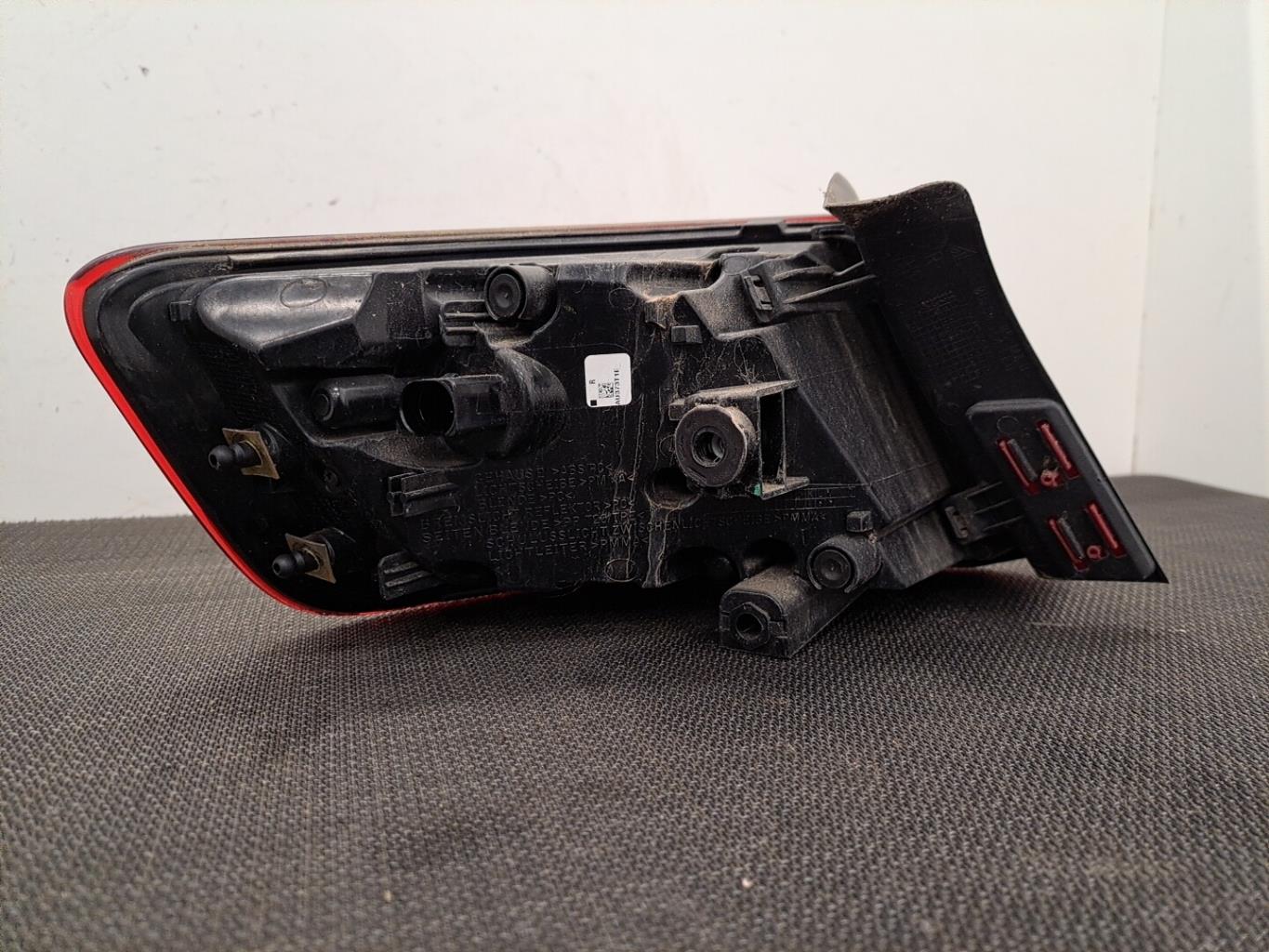 Feu arriere principal droit (feux) AUDI A3 3 SPORTBACK PHASE 1 Diesel - 1